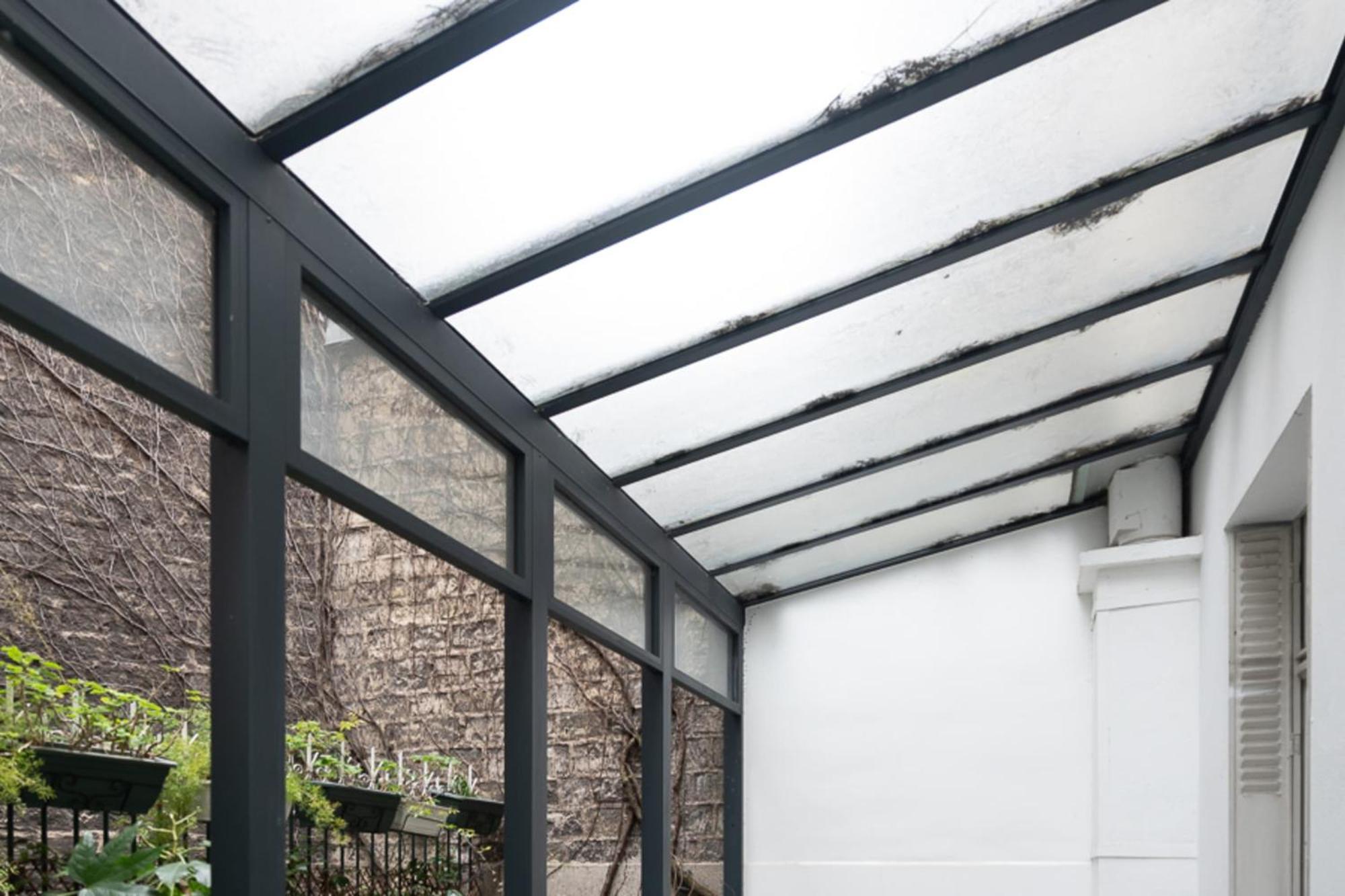 Spacious Nest With Terrace Near Batignolles